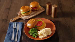 Idahoan Four Cheese Mashed Potatoes with chicken sandwiches and broccoli